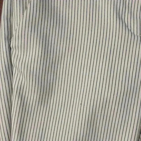 Express Women's 4R columnist white with navy blue pinstripe dress pants - Picture 2 of 5